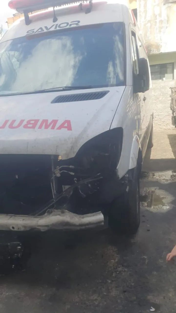 Mercedes-Benz Sprinter 313 FURGÃO CURTO 2.2 129CV DIES 2015