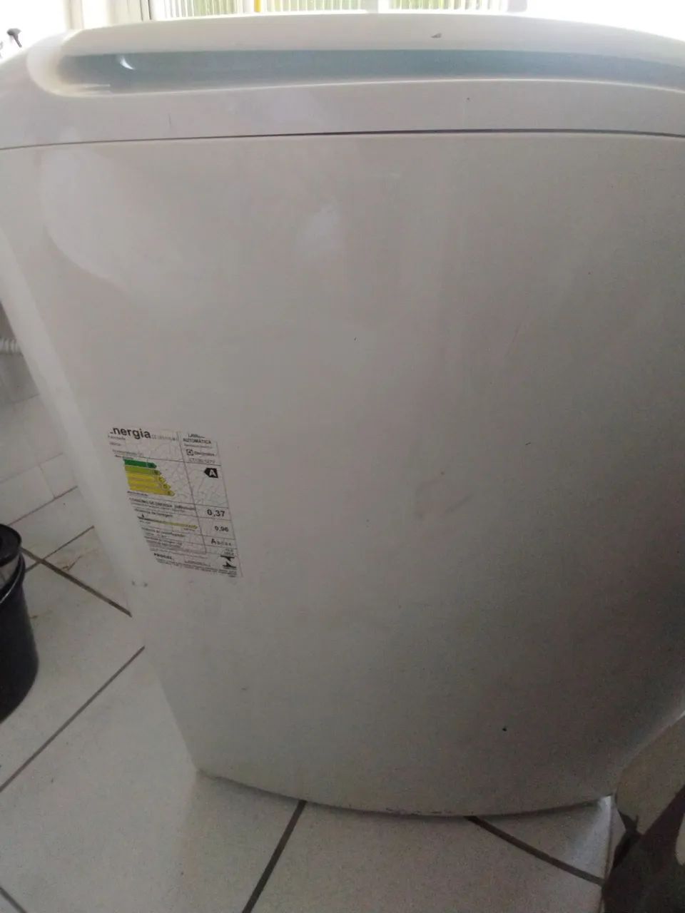 Vendo Lavadora ELETROLUX 12kg inteirona - Foto 2