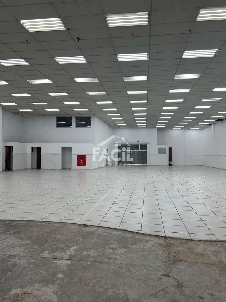 Galpão para Locação em Andorinhas, Vitória - 920m²