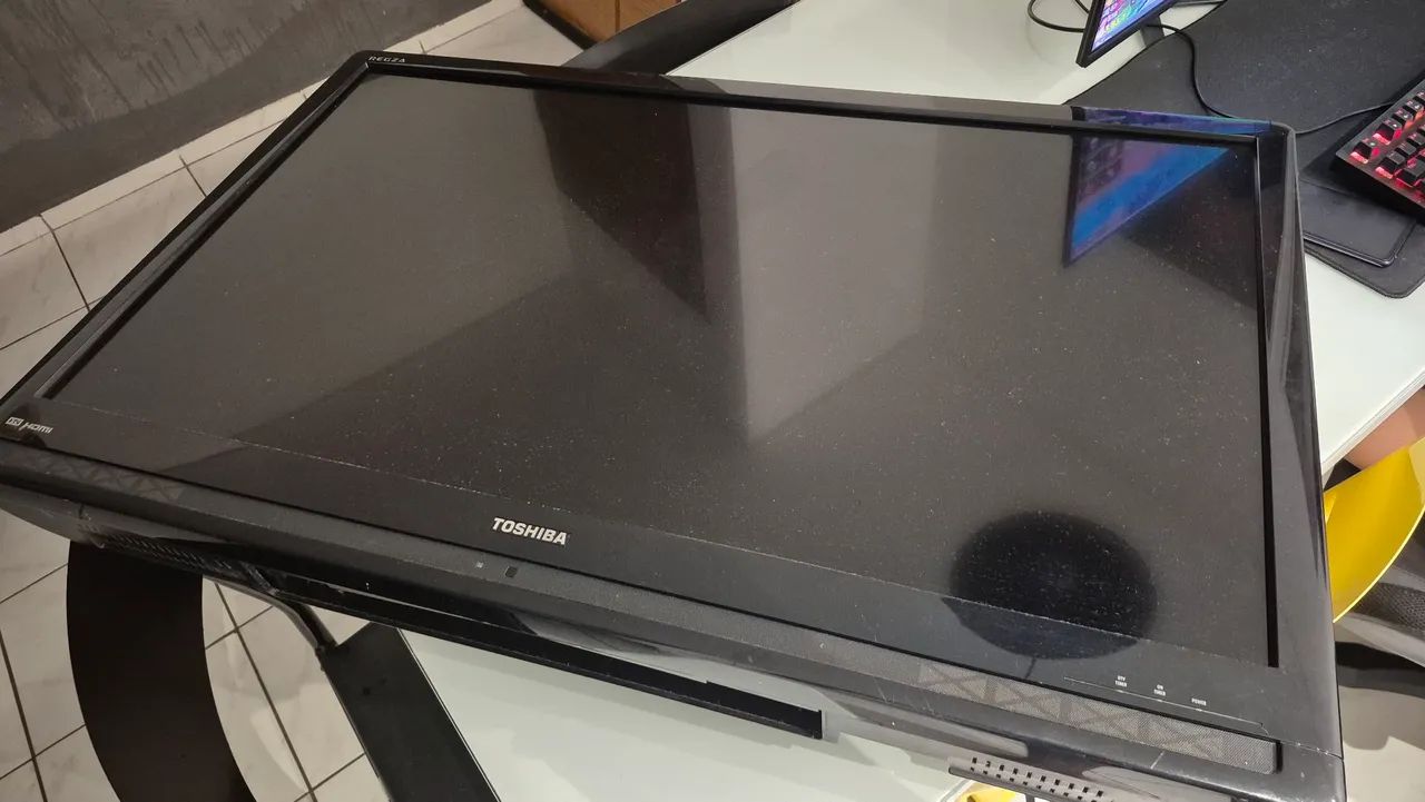 TV 42 polegadas Toshiba + FireStick 