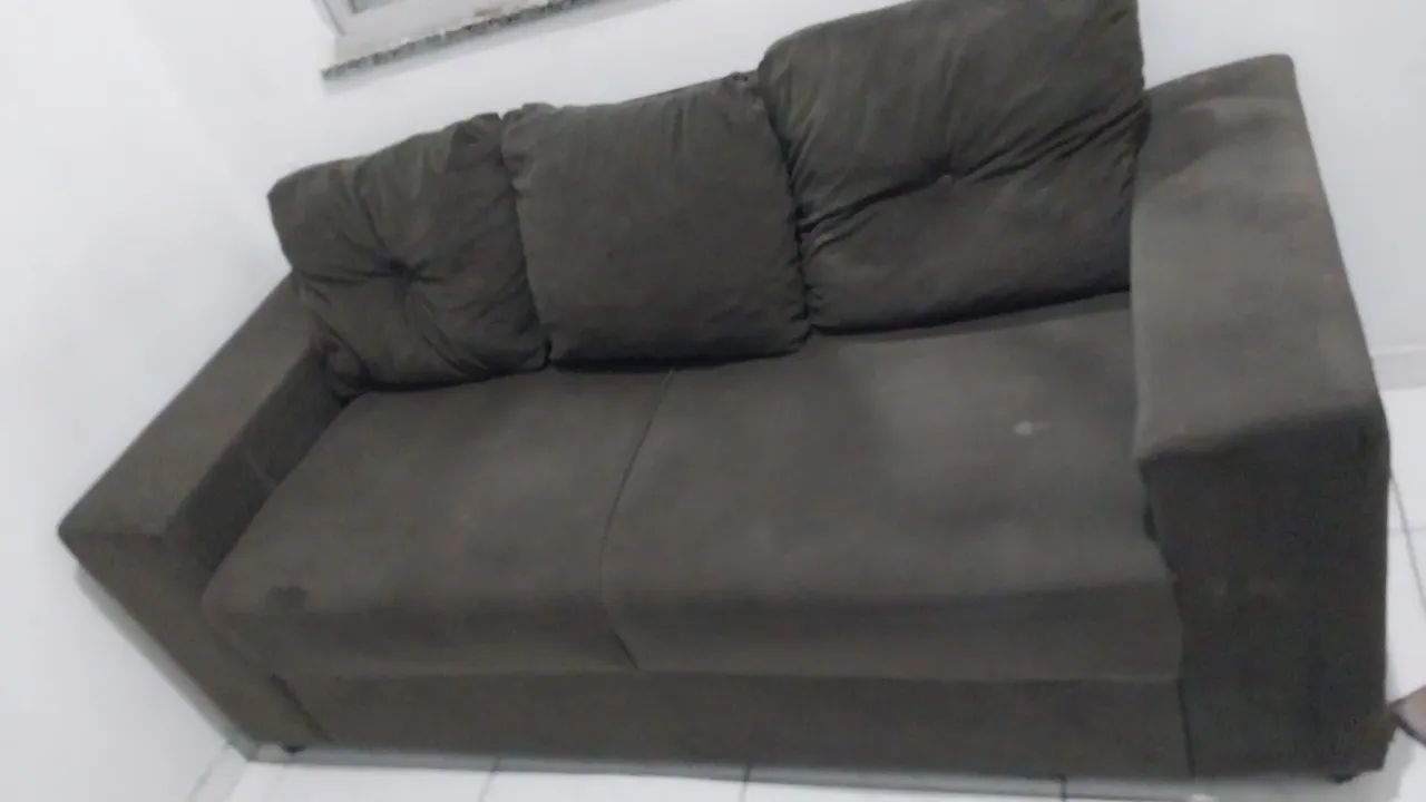 vendo sofá em ótimo estado de conservação  - Foto 2