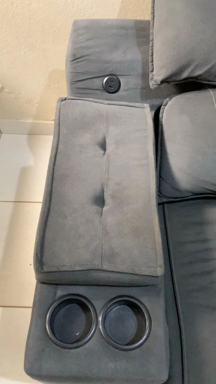 Sofá retrátil