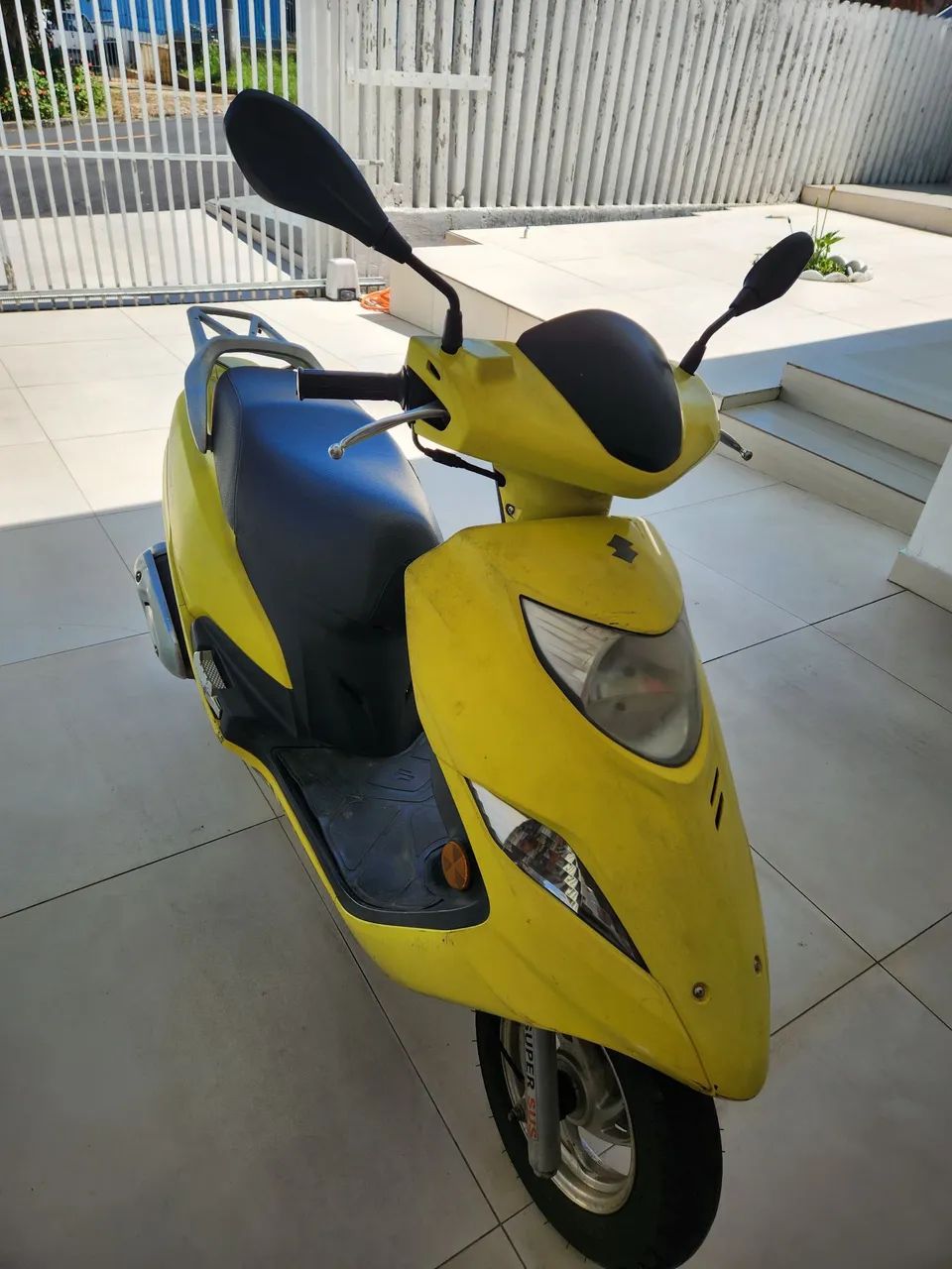 Scooter automática Suzuki  - Foto 4