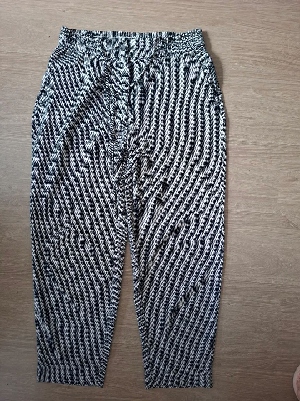 Calça tam M