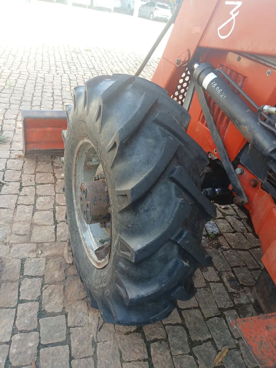 Trator Agrícola MF292 ano 2000 com lâmina frontal - Foto 3