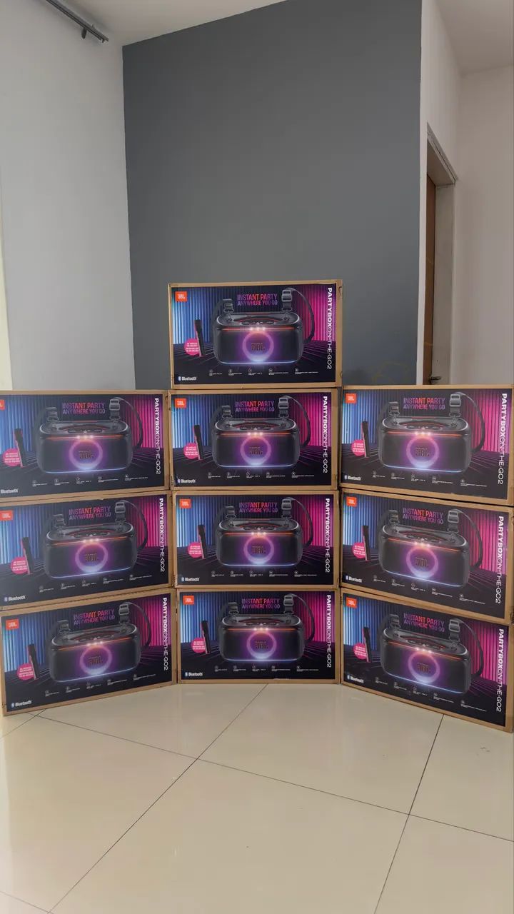 JBL PARTYBOX ONE THE GO2 COM MICROFONE 