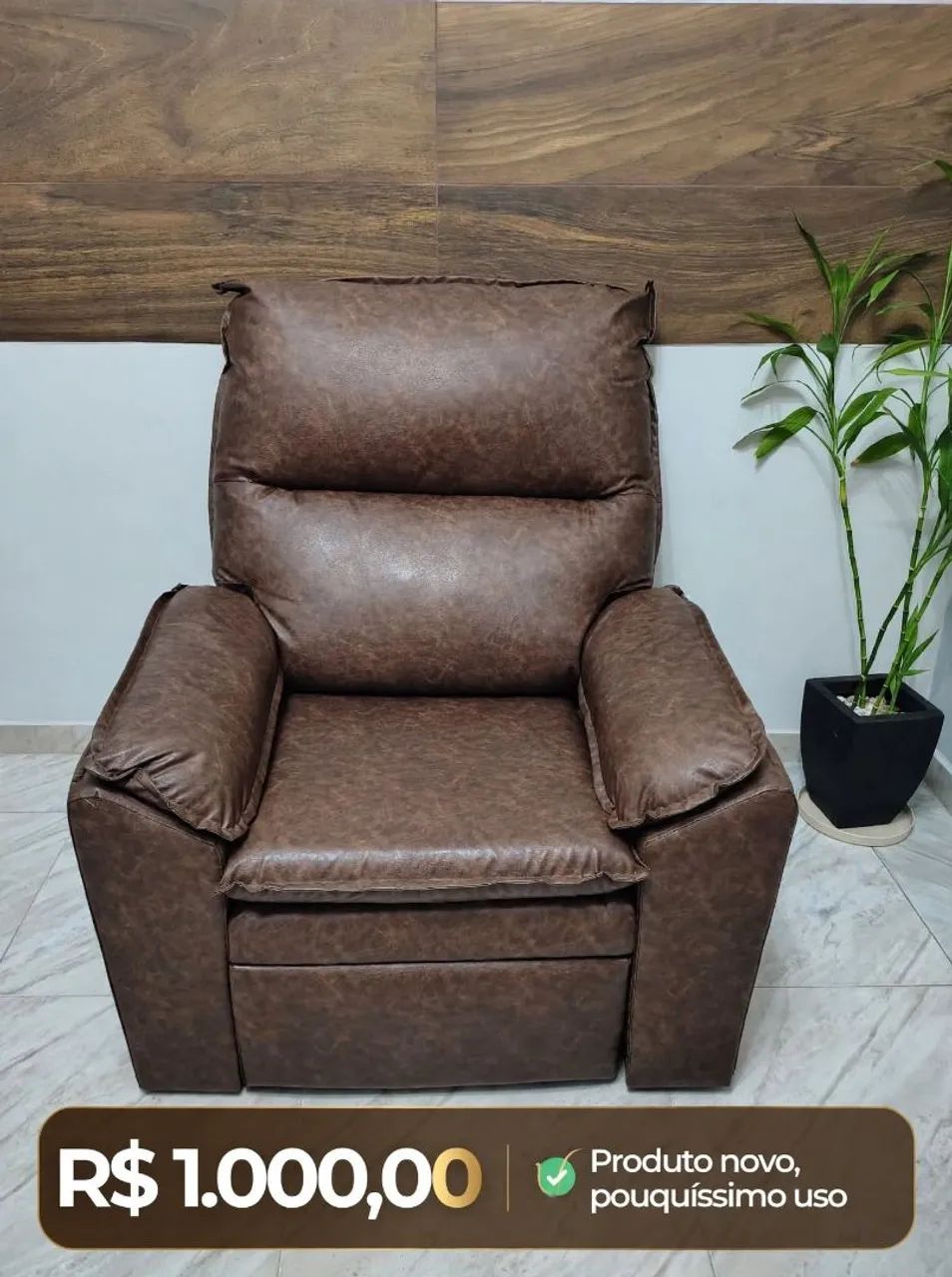 Poltrona reclinável, nova, praticamente servia apenas de decoração