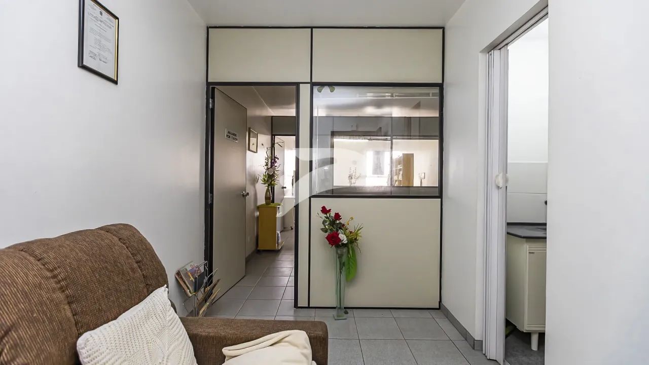 Conj. Comercial Centro 48m² - Foto 2