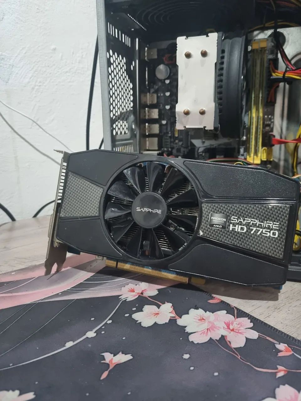 Placa de video, HD 7750. - Foto 4