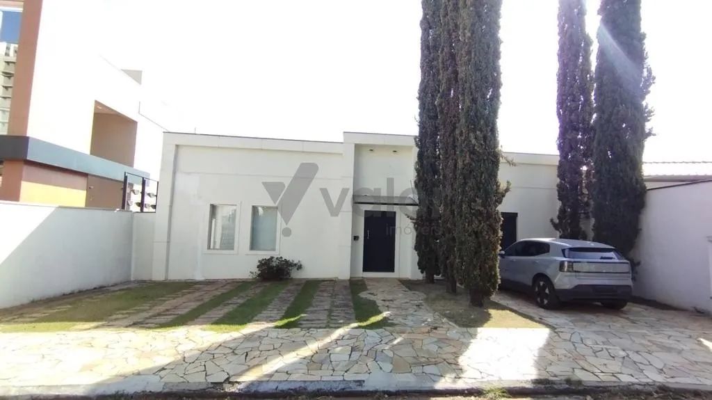 Sobrado para alugar em Campinas, Nova Campinas, com 2 suítes, com 181 m²