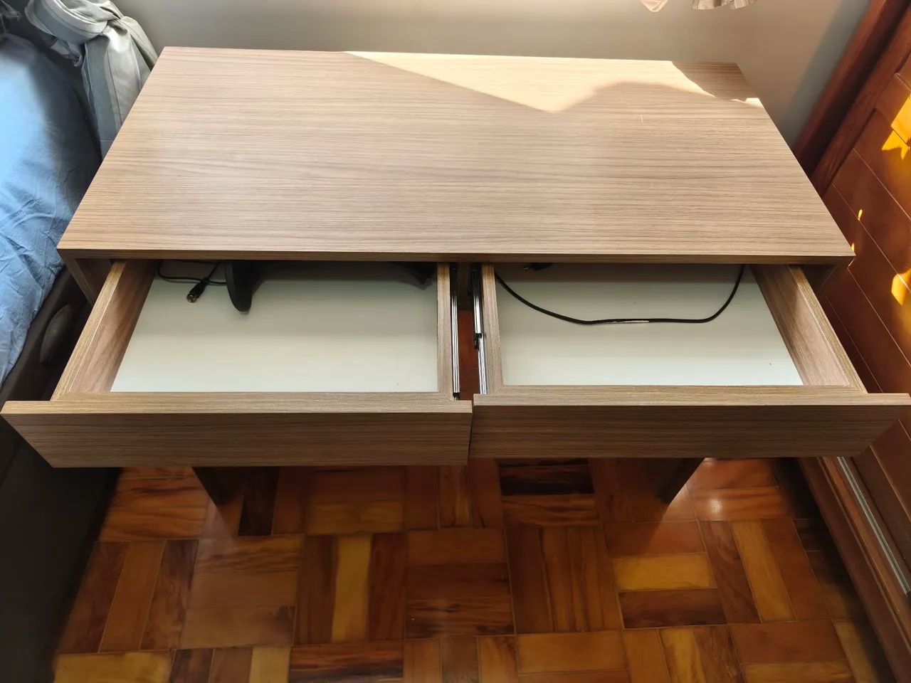 Mesa escrivaninha