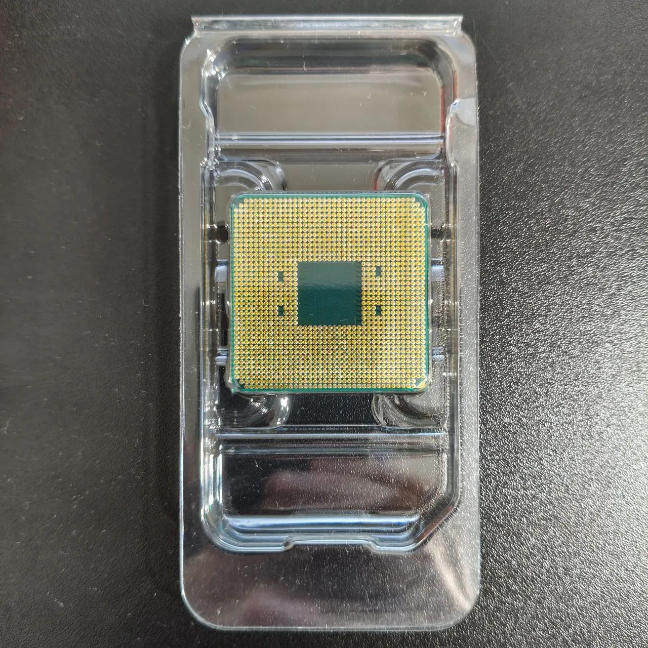 Processador AMD Ryzen 7 5700X - Foto 3