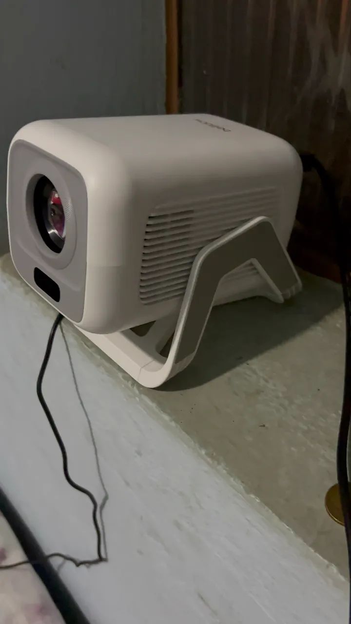 Vendo projetor novo na caixa  - Foto 2