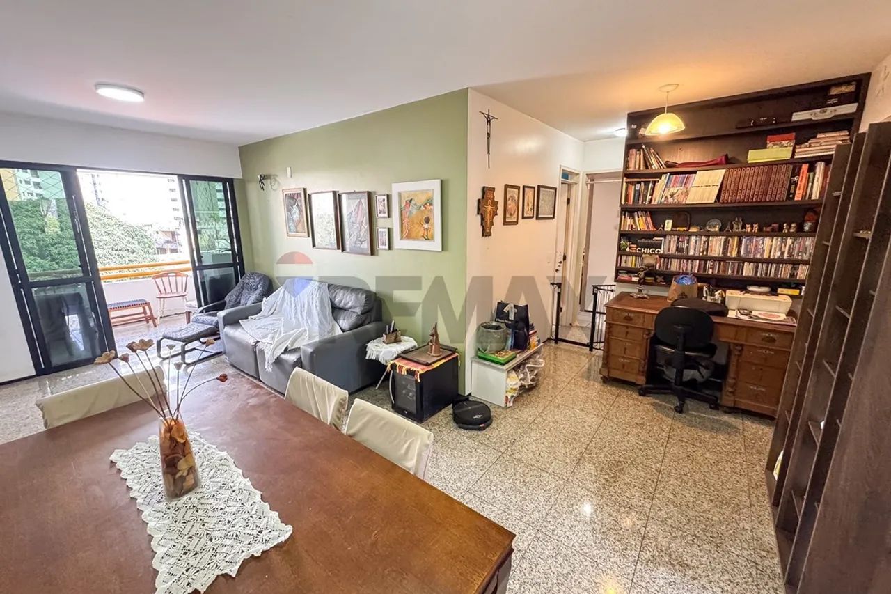 Apartamento à venda no Cocó - 109m² 3 Suítes Lavabo e DCE. Edifício Teresios