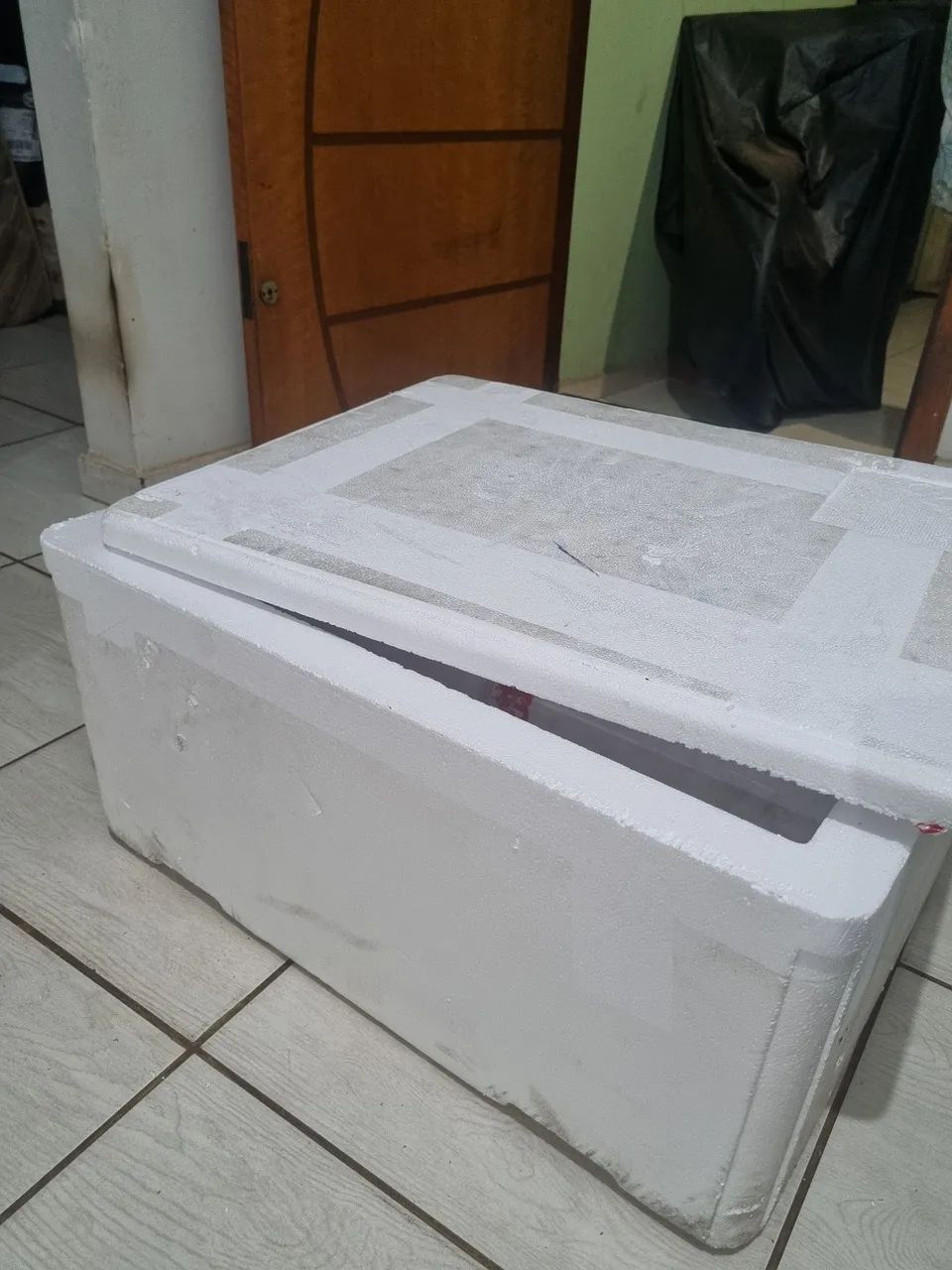 Vendo caixa de isopor grande - Foto 3