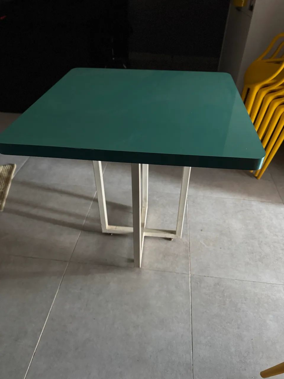 Mesas de MDF laqueado pés de ferro  - Foto 2