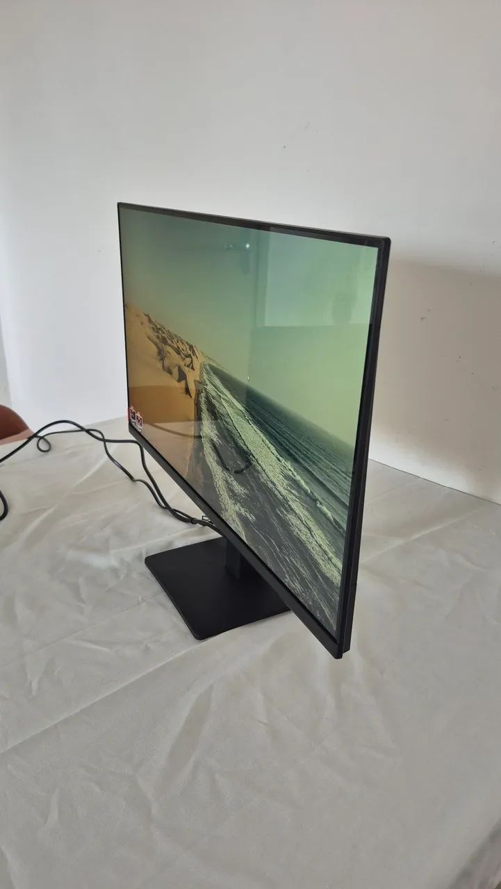 Monitor Samsung Essential S3 24"