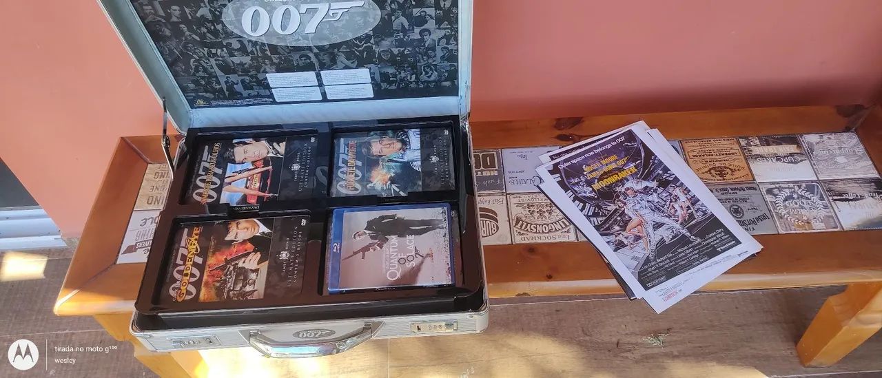 Maleta dvd 007
