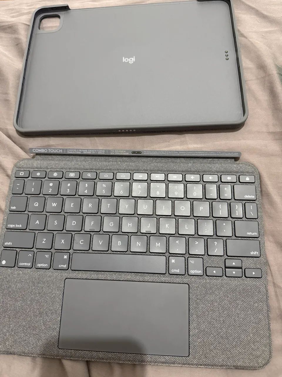 Combo touch logitech para iPad Pro de 1ª, 2ª, 3ª e 4ª geração de 11 polegadas. - Foto 2