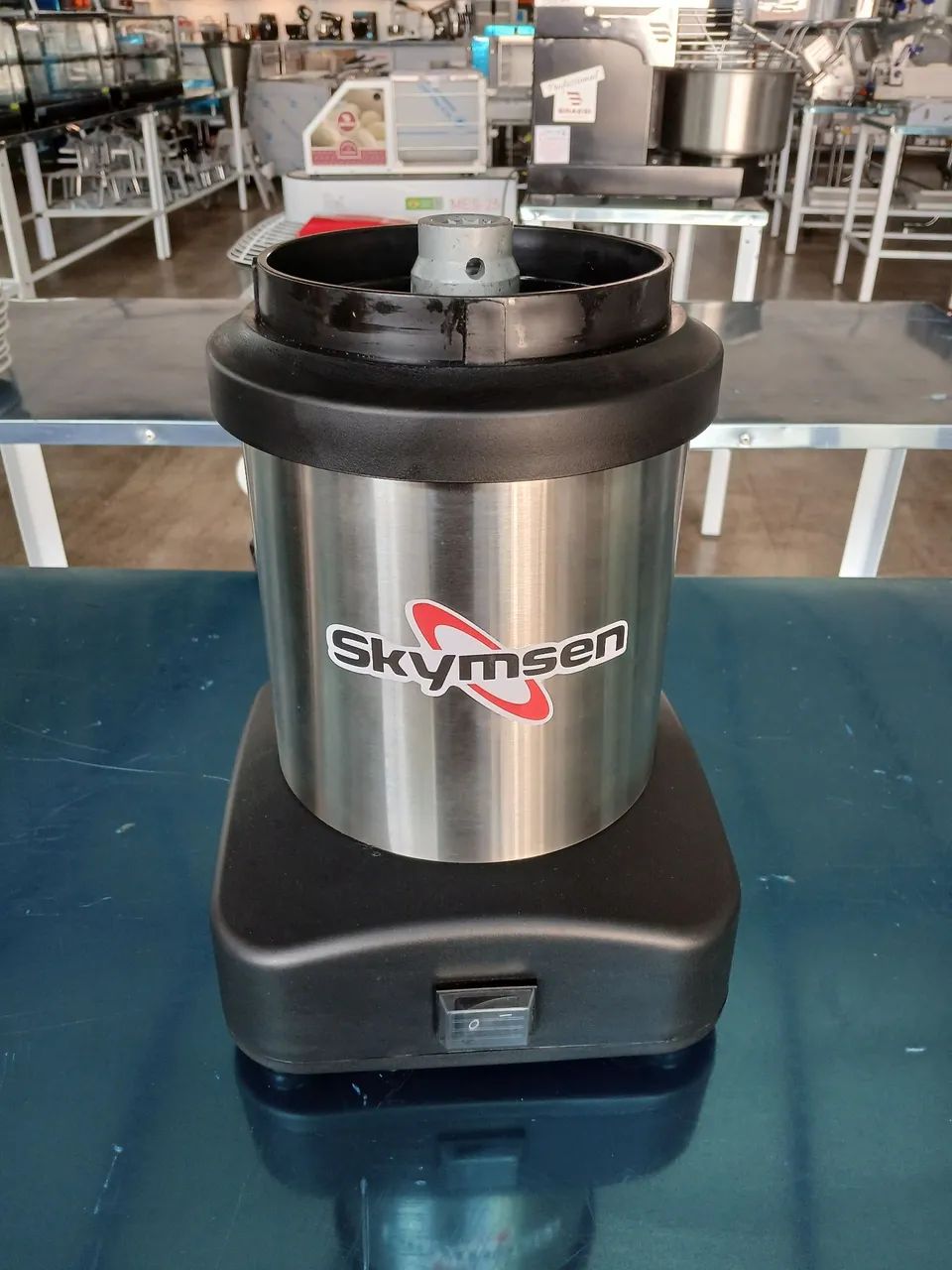 LIQUIDIFICADOR BAIXA ROTAÇÃO SKYMSEN LS 4L - Foto 3