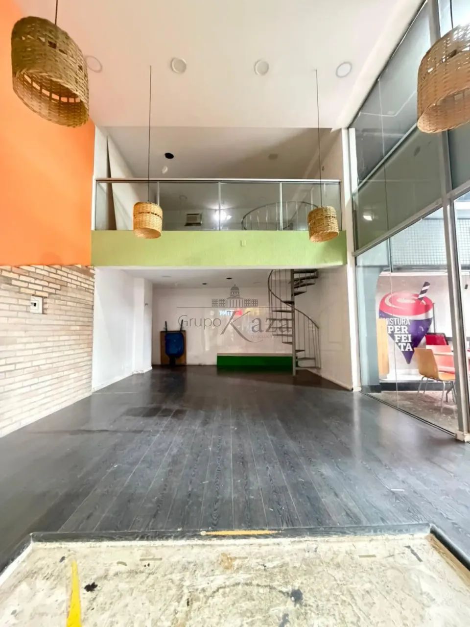 Loja em Condomínio Comercial - Centro - 45m². - Foto 3