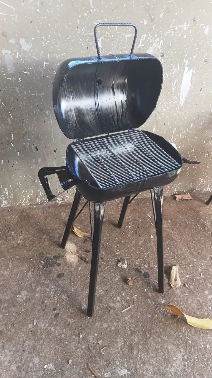 Churrasqueira bafinho com pé  - Foto 2