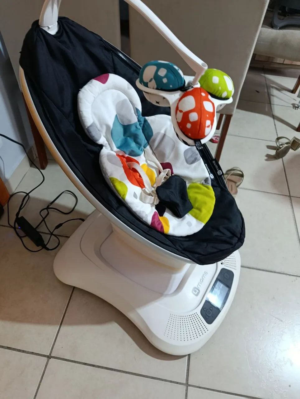 Cadeira de balanço mamaroo (4 moms) - Foto 5