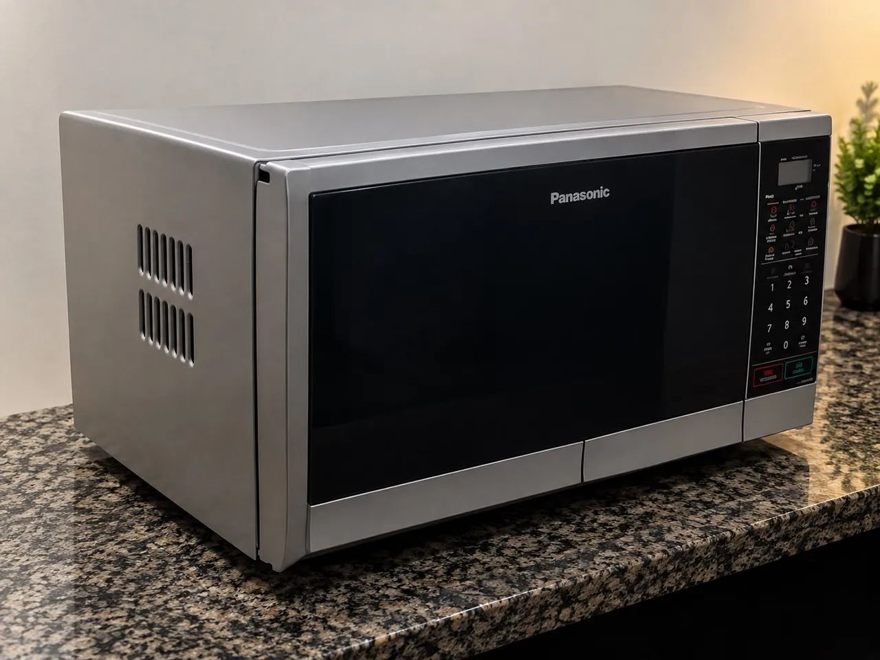 MICROONDAS PANASONIC SEM DEFEITOS - Foto 2