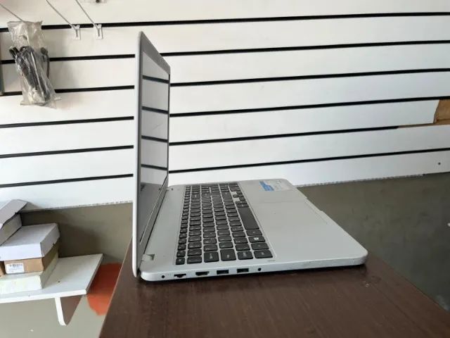 Notebook Samsung 350x Core I3 4 de Ram ddr SSd de 120 Tela Slim 15.6 Polegadas - Foto 3