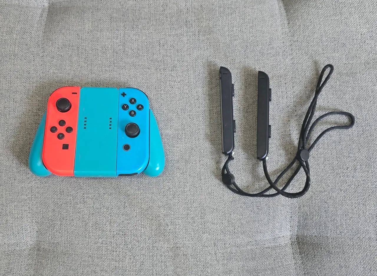 Joycom + Grip + Straps (Switch) - Foto 2