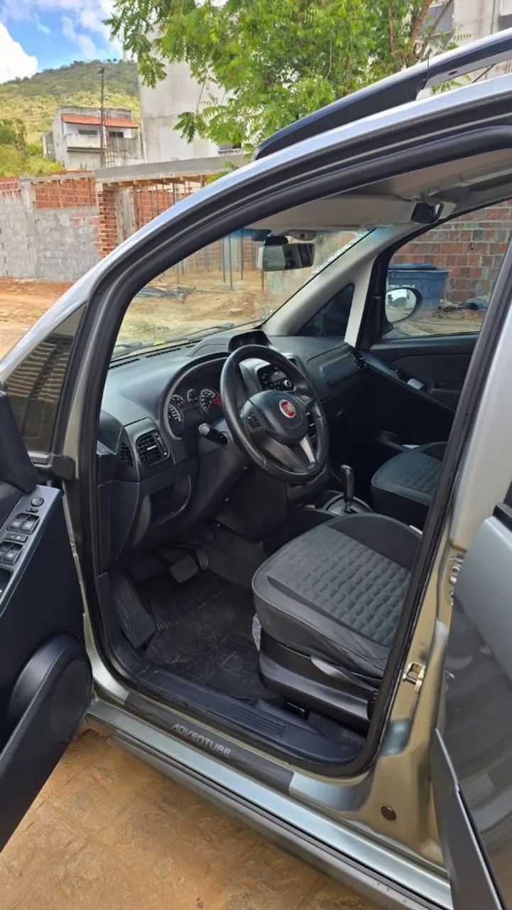 Fiat Idea Adv./ Adv.lock.dualogic 1.8 Flex 5P 2014 - Foto 4