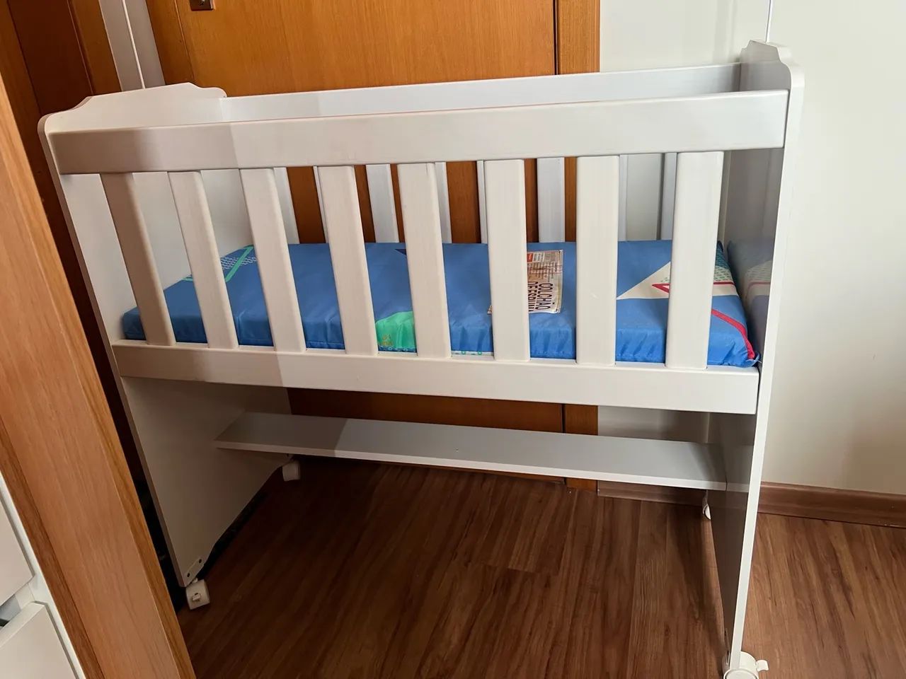 Mini berço + colchão  - Foto 4