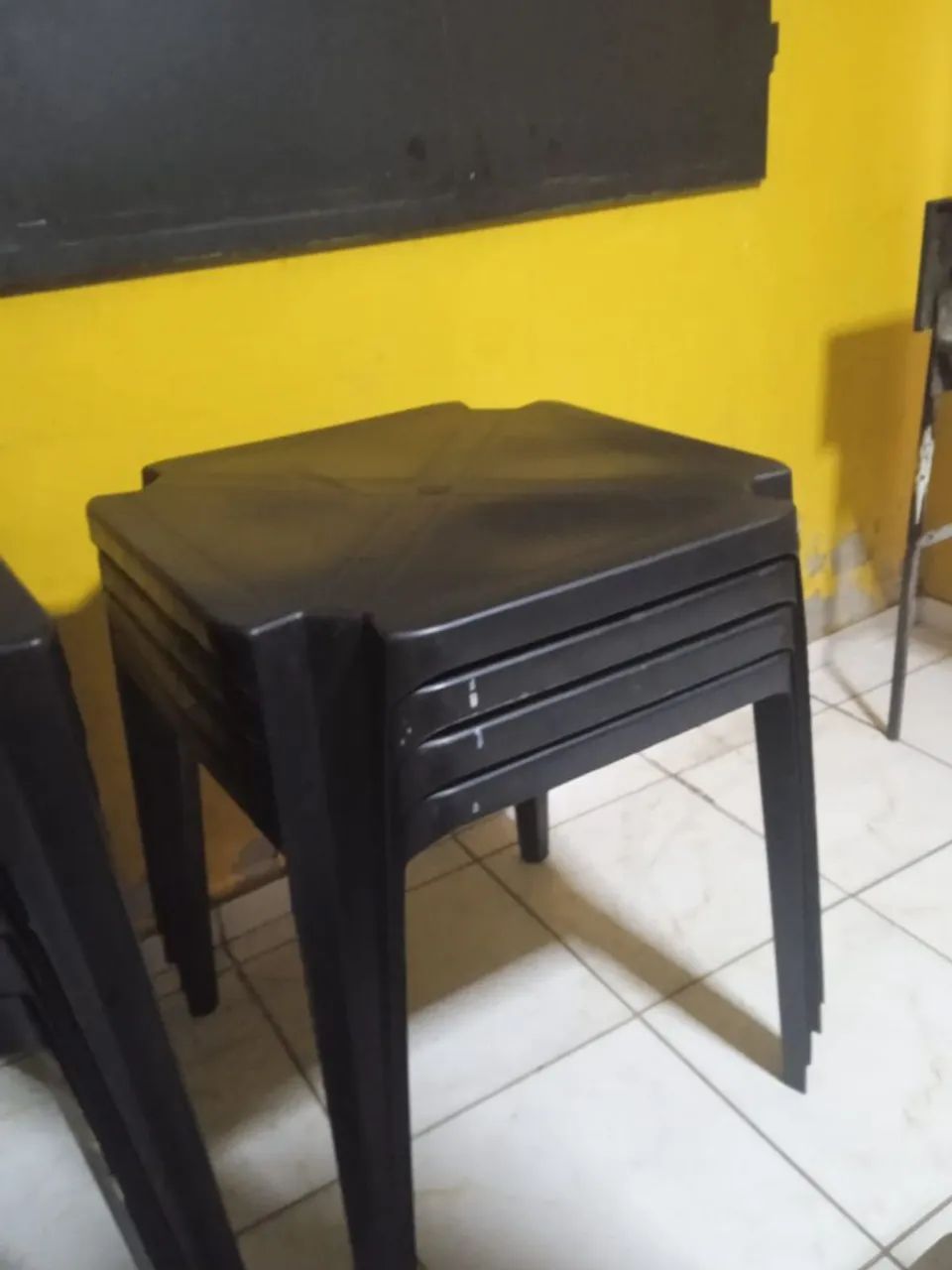 Conjunto cadeiras e mesa - Foto 2