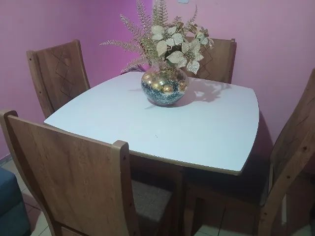 Mesa com 4 cadeiras - Foto 3