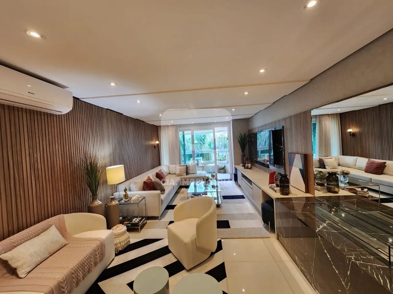 Apartamento de 3 suítes à venda na Agronômica - Foto 5