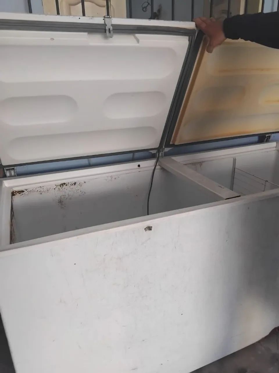 Freezer com avaria mas funcionando perfeitamente  - Foto 5