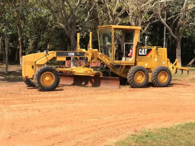 MOTONIVELADORA CAT 120K - 2008 PARCELA