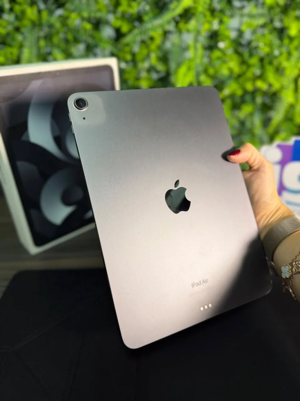 Ipad Air (5° geração) Wi-Fi 256GB Chip M1 8/8 8GB RAM - Tablets e