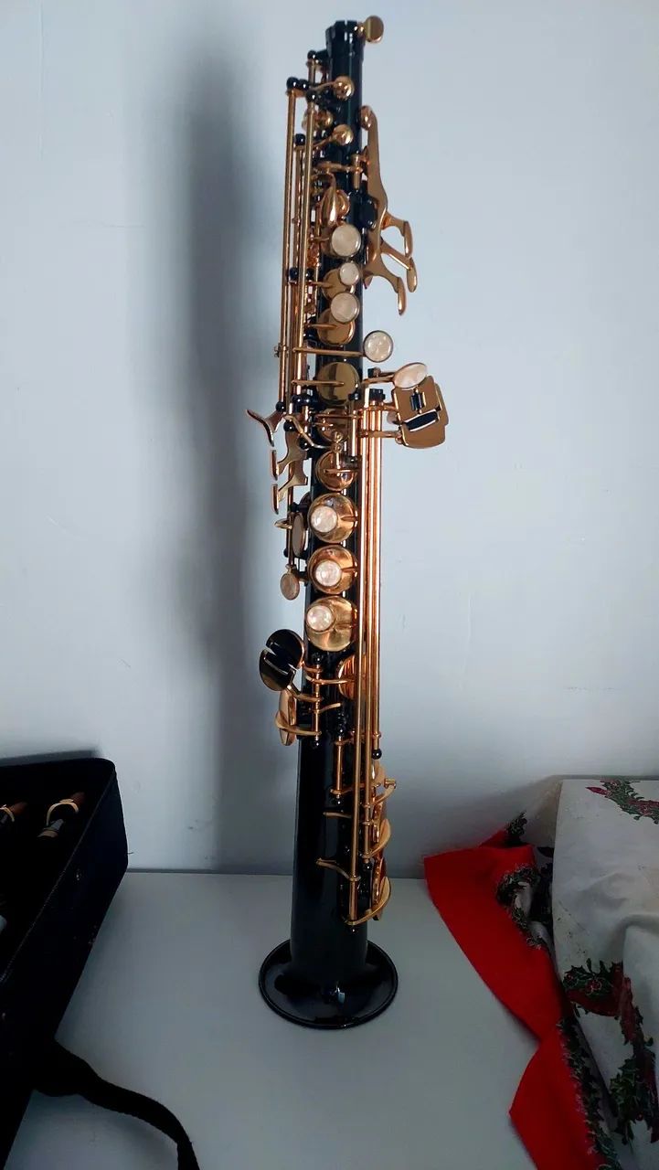 Saxofone Soprano + Boquilha Plastireed SOLID 7 e Palheta Sintética