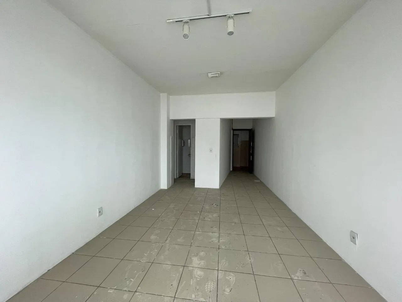 Sala para alugar, 46 m² por R$400/mês - Centro - Fortaleza/CE - Foto 4