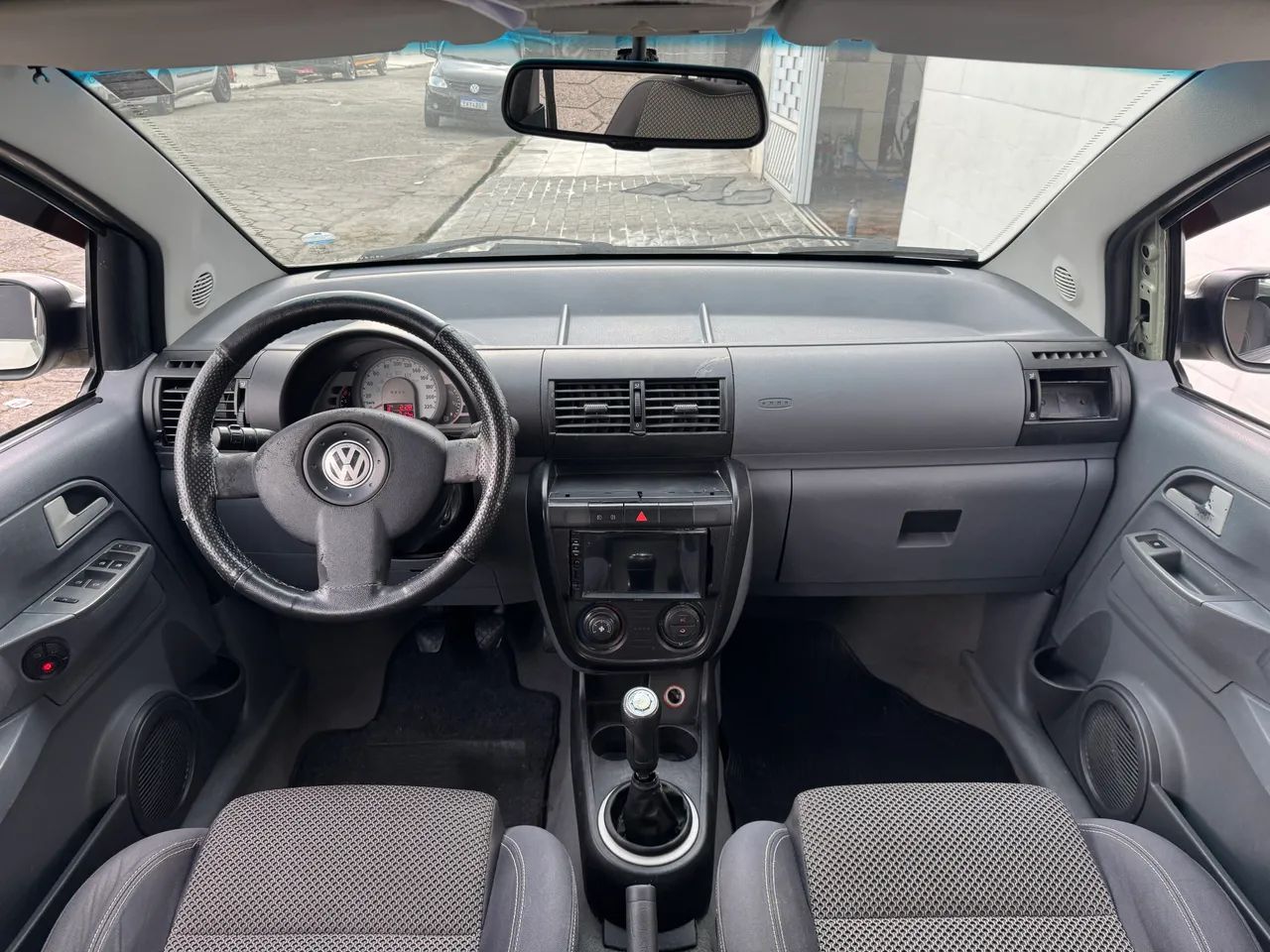Volkswagen Spacefox SPORTLINE/HIGHLINE 1.6 T.Flex, foto 11 de 15