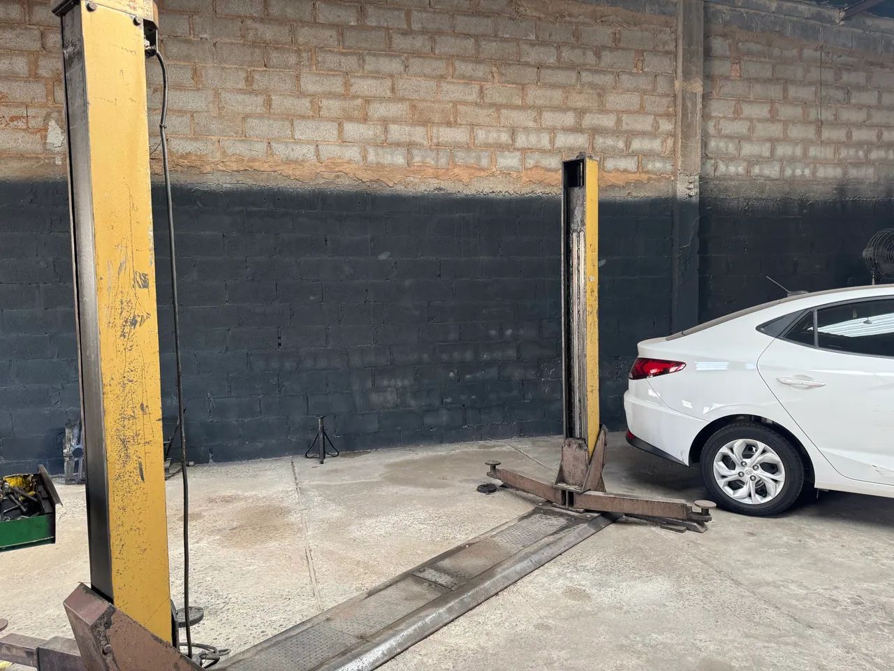 2 Elevadores automotivo Elevacar