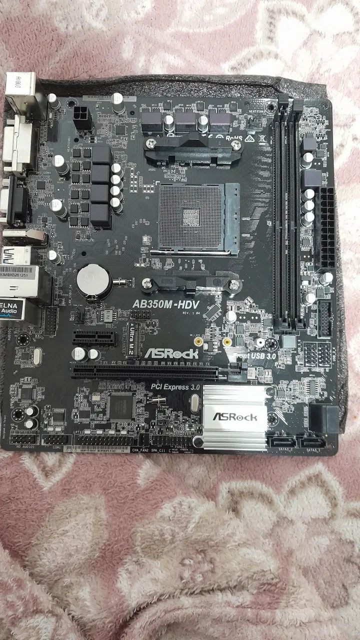 ((Nunca usada)) Placa-Mãe ASRock AB350M-HDV