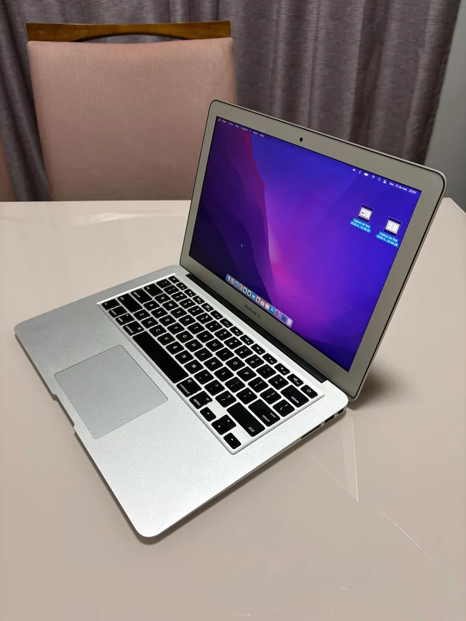 MacBook Air 2017 (i5/8g/256g) 13.3 polegadas - Notebooks - Centro