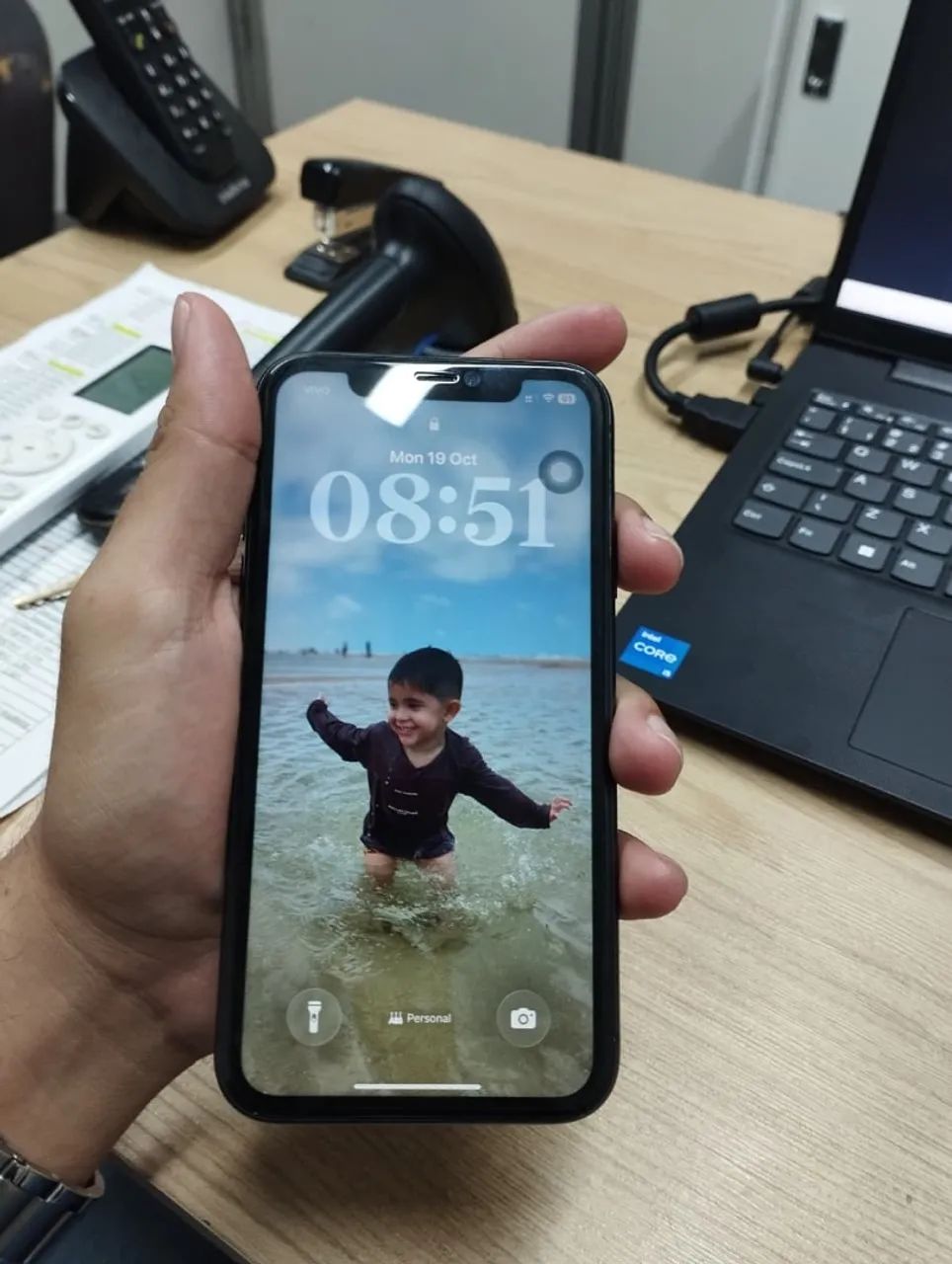 iPhone 11 - 128gb - Preto - Foto 2