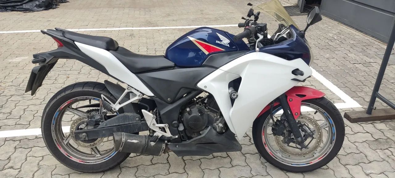 CBR 250r 2012 - Foto 4