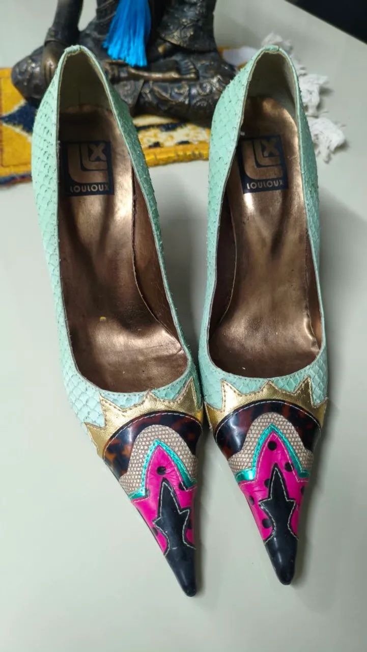 Sapatos e sandálias 60,00 cada - Foto 2