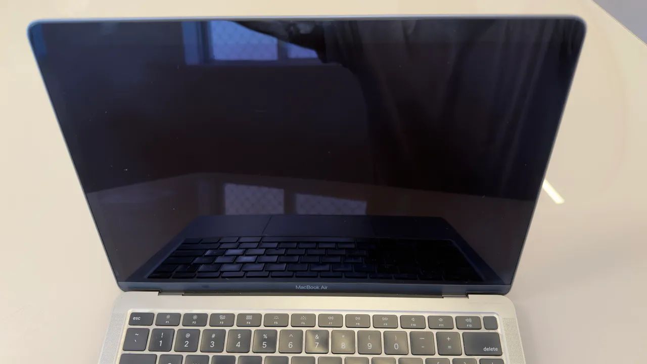 MacBook Air 2020 Core I3 8gb 256gb  - Foto 5