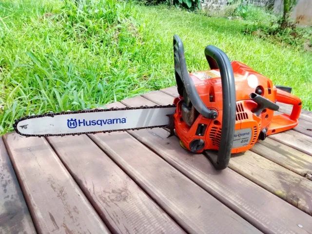 Motosserra husqvarna 36cc conservada