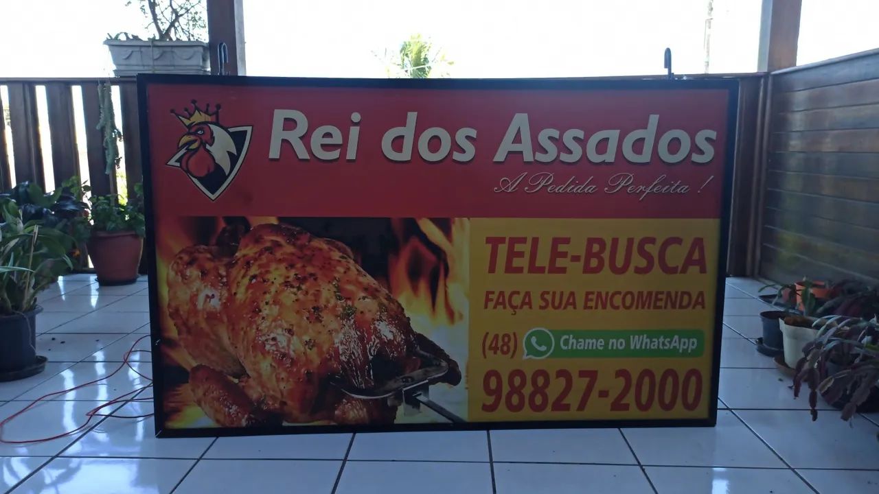 Placa de comércio iluminada 